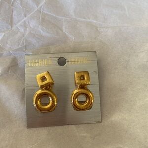 NWT gold square and circle earrings